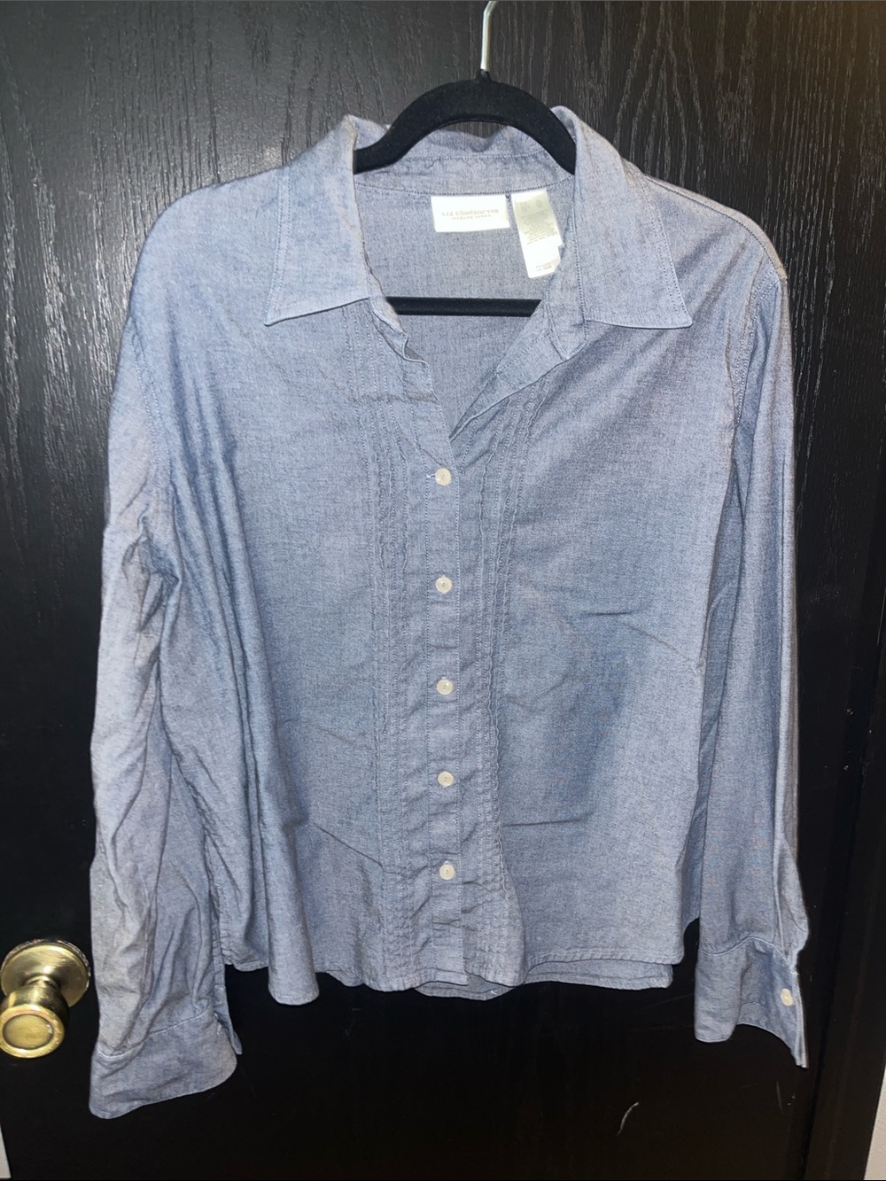Liz Claiborne Light Blue Casual Button-Down Shirt